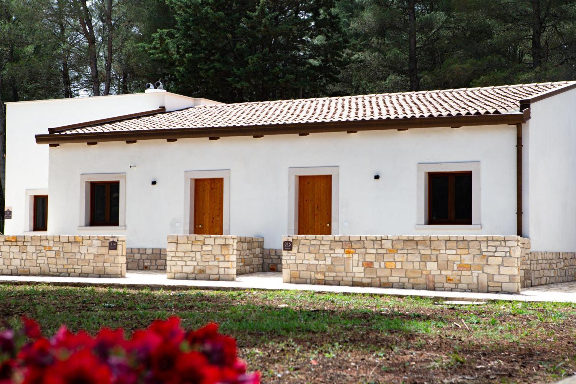 Wine Resort Le Vigne Al Castello Кастель-дель-Монте Экстерьер фото